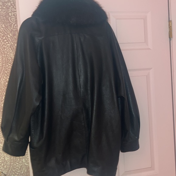Vintage Leather Jacket - Picture 4 of 4